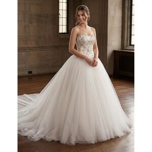 Paula Varsalona Princess Wedding Dress Beaded Ball Gown & Cathedral Veil Size 4